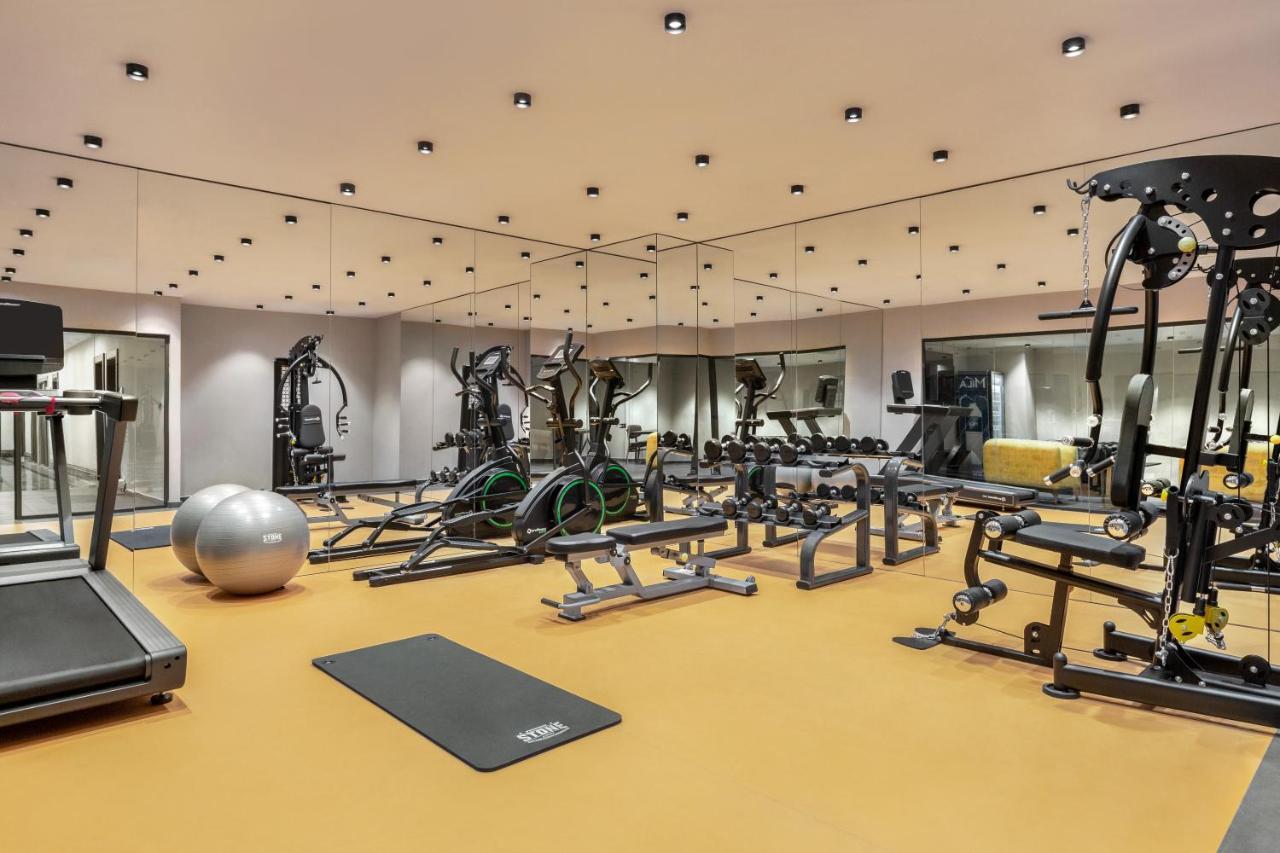 Ramada By Wyndham Istanbul Umraniye Hotel Bagian luar foto