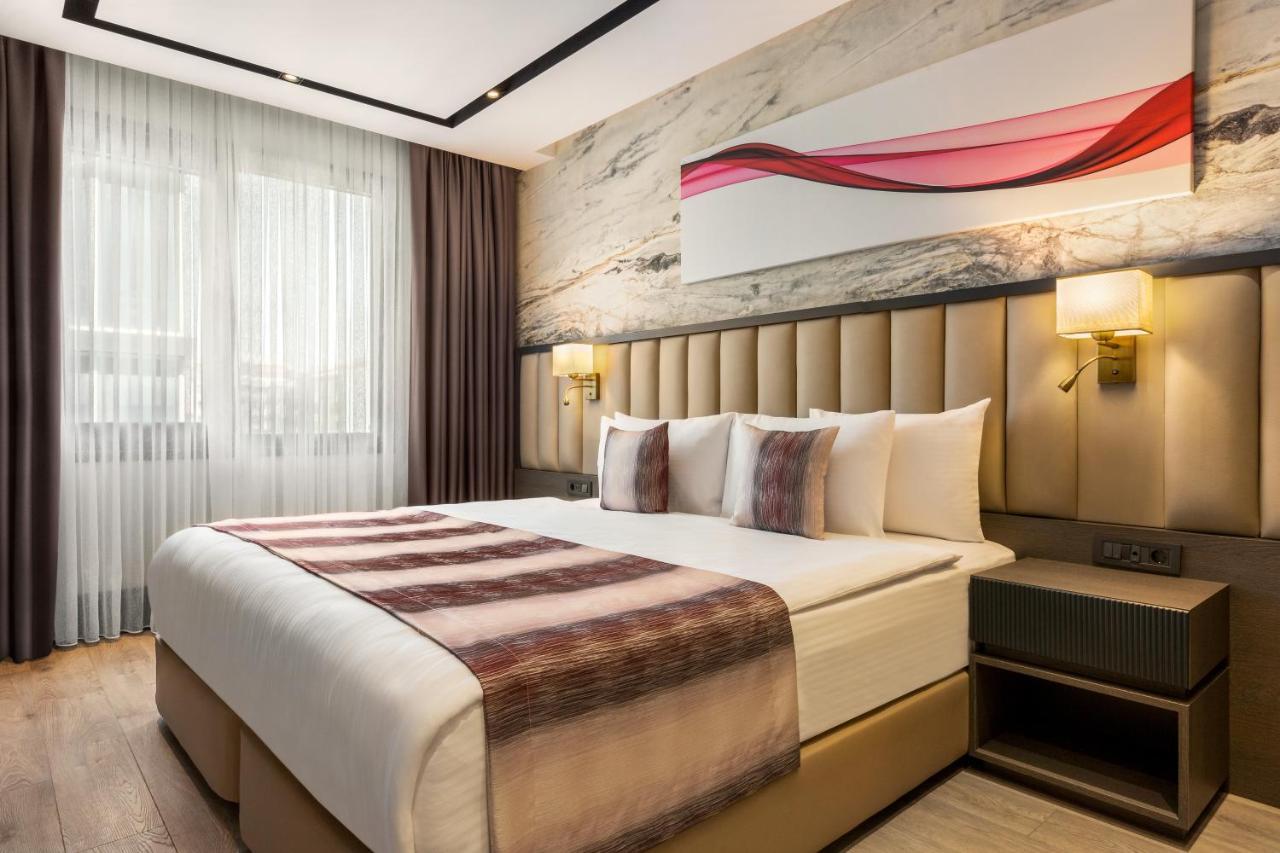 Ramada By Wyndham Istanbul Umraniye Hotel Bagian luar foto